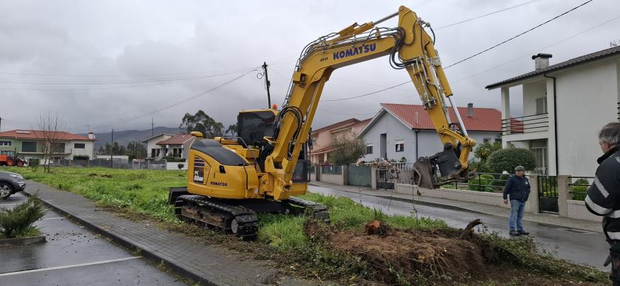 TRÂNSITO CONDICIONADO URBANIZAÇÃO DE REAL TRÂNSITO CONDICIONADO URBANIZAÇÃO DE REAL